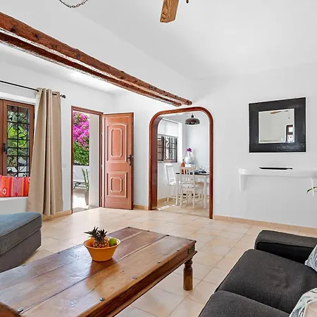 Munay * Πουέρτο Ντελ Κάρμεν