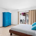 Munay Apartment *